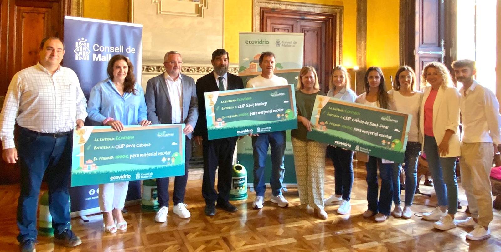 Premis per als col·legis més recicladors: Nova Cabana, Colònia de Sant Jordi i Sant Domingo